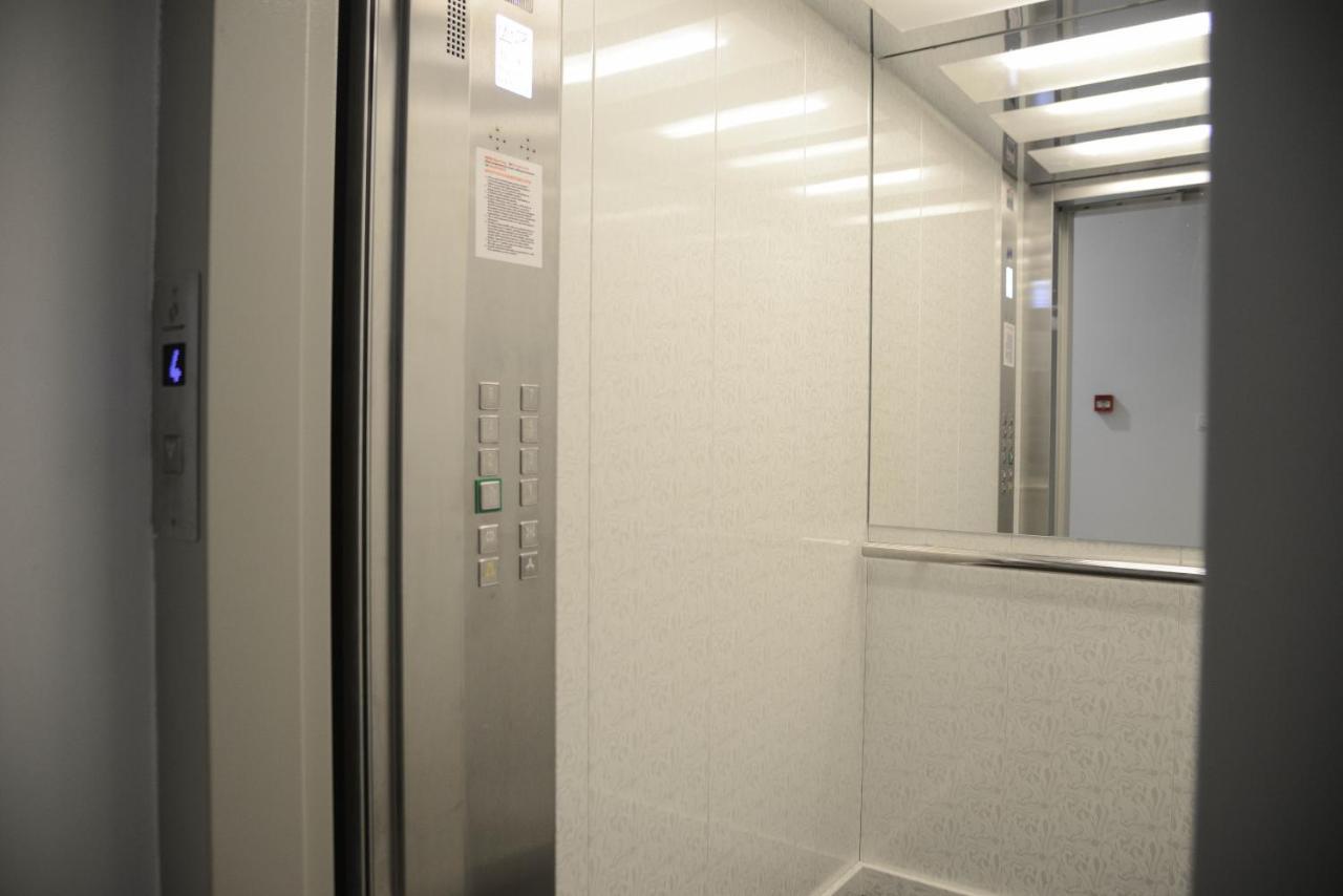 Apartment Dobraya Grey Novi Sad Eksteriør billede